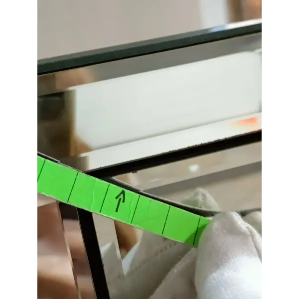 Konsola lustrzana glamour CHICAGO GOLD metalowe nogi glamour nowojorska złota OUTLET