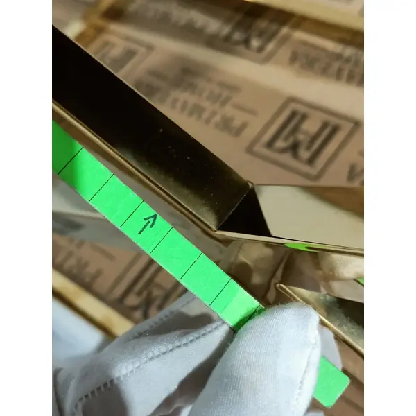 Konsola lustrzana glamour CHICAGO GOLD metalowe nogi glamour nowojorska złota OUTLET