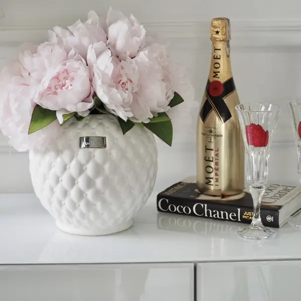 Doniczka ceramiczna Rosabelle Flower Lene Bjerre 16 cm biała