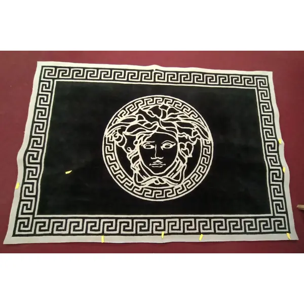 Nowoczesny dywan z greckim wzorem czarny biały  MEDUSA OUTLET