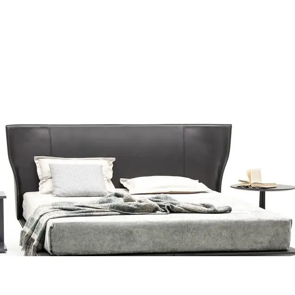 Designerskie łóżko tapicerowane na zamówienie ELEN