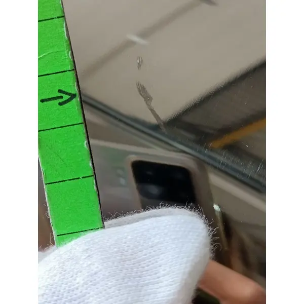 Konsola glamour srebrna, nowoczesna z białym szklanym blatem ELITE OUTLET