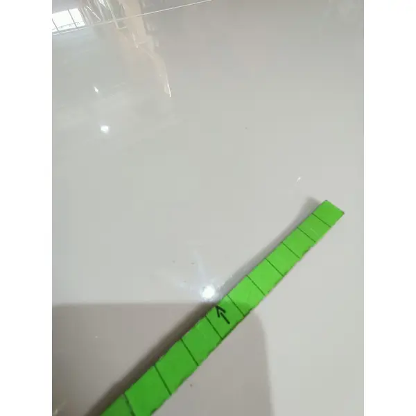 Stół rozkladany drewniany glamour do jadalni, wysoki połysk, biały złoty QUEEN OUTLET