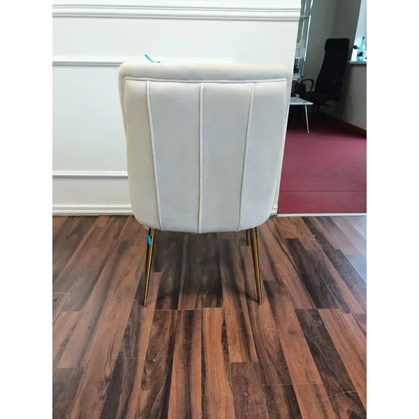 Ekskluzywne krzesło beżowe ze złotymi nogami do jadalni glamour DIANA OUTLET