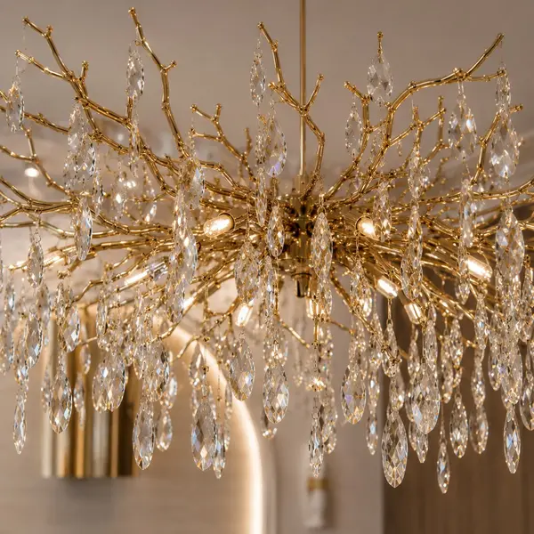 Modern Designer Crystal Chandelier in Gold from Queen