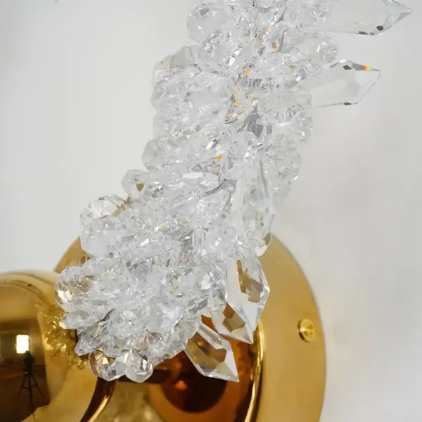 Detal metalowego wykończenia kinkietu ICE ROUND od Primavera Home.