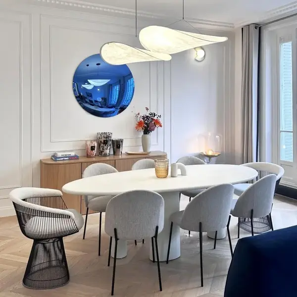 Wyjątkowe podświetlenie żyrandola CLOUD w aranżacji. Projekt od Primavera Home.