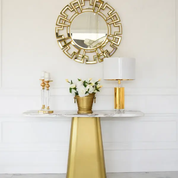 Nowoczesny design konsoli Belissima od Primavera Home idealny do eleganckich wnętrz.