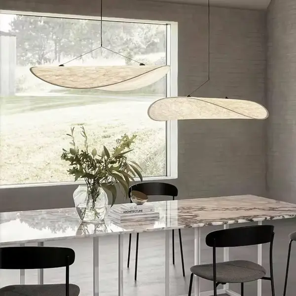 Stylowe wnętrze z żyrandolem CLOUD. Aranżacja od Primavera Home w Warszawie.