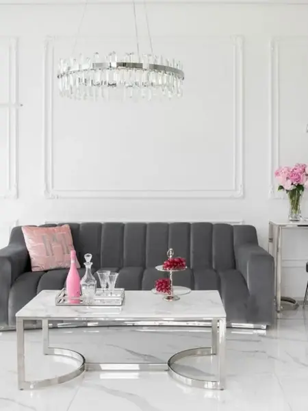 Sofa LONDON Nowoczesna z zaznaczoną szerokością podłokietnika 22 cm. Meble na zamówienie od Primavera Home.