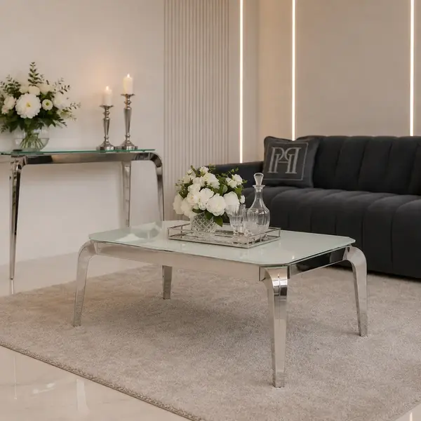 Nowoczesny stolik kawowy ELITE w jasnym salonie. Ekskluzywna ekspozycja od Primavera Home.
