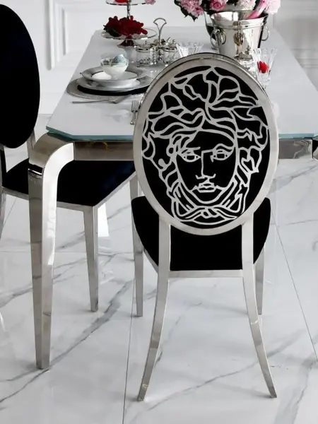 Ekskluzywne krzesło do jadalni, glamour, nowoczesne, stalowe czarny, srebrny MEDUSA w ujęciu z przodu. Oświetlenie na zamówienie od Primavera Home.