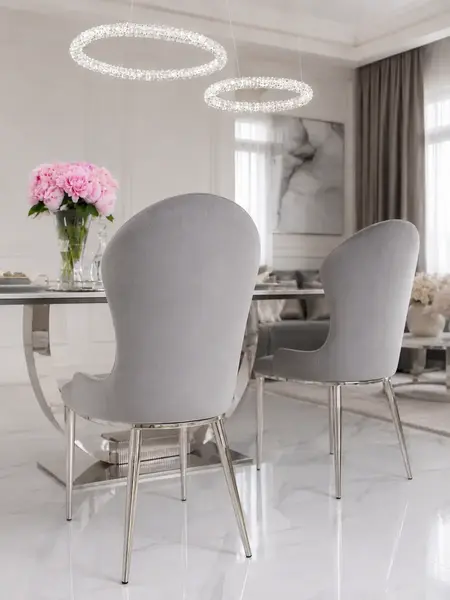 Detal aksamitnej tkaniny ekskluzywnego krzesła do jadalni glamour. Meble na zamówienie od Primavera Home.