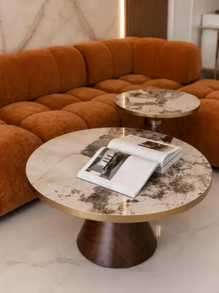 Stolik kawowy nowoczesny elegancki Robin S i Robin L w ujęciu z przodu. Ekspozycja w salonie od Primavera Home.