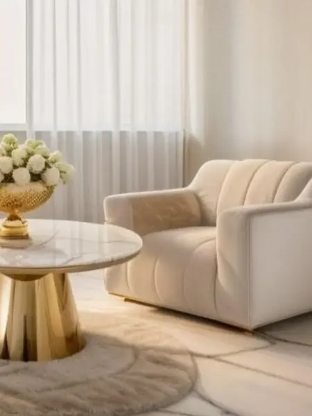 Fotel LONDON Beżowy wyeksponowany w showroomie. Ekspozycja w salonie od Primavera Home.