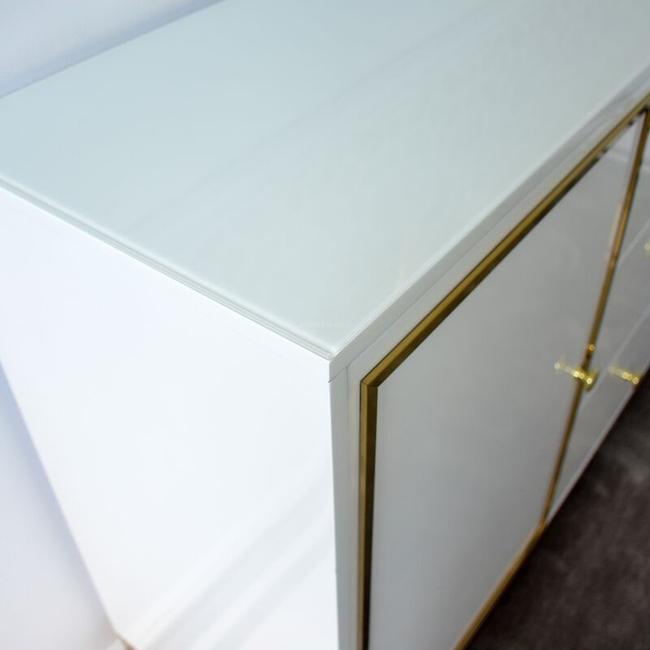 Lorenzo white and gold Glamour lacquered wooden chest of drawers 