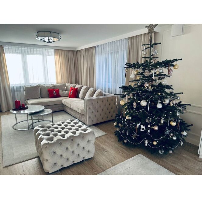 CHRISTMAS EDITION OF A MODERN INTERIOR, SUBTLE AND ELEGANT!