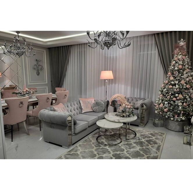 Glamour style apartment
