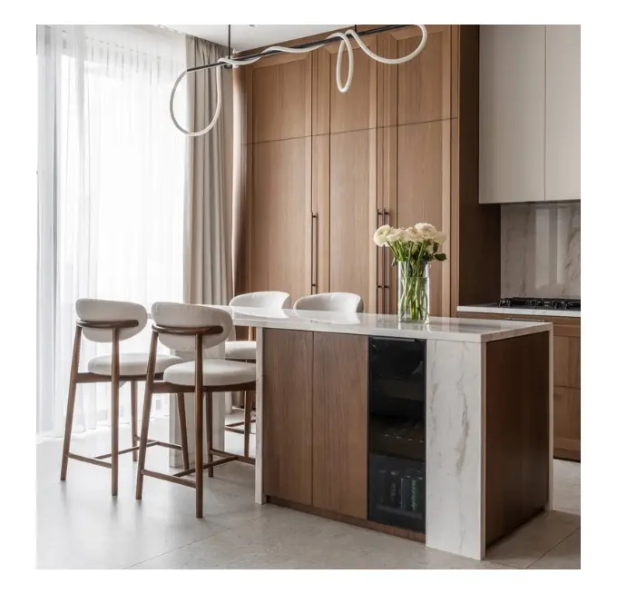 Tajemnice pracy z fornirem: Co musisz wiedzieć, zanim zamówisz wymarzone meble.