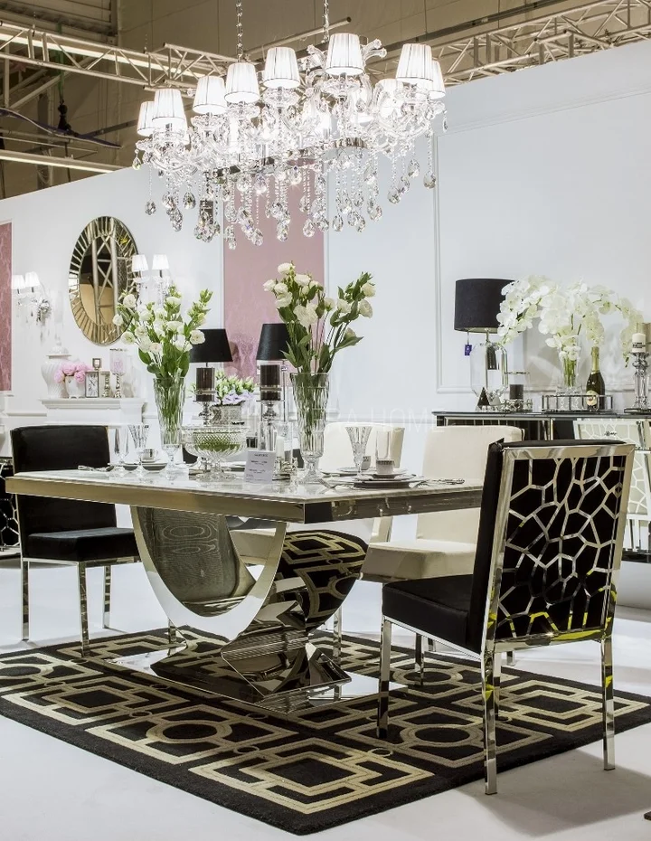 Srebrny kryształowy żyrandol glamour
