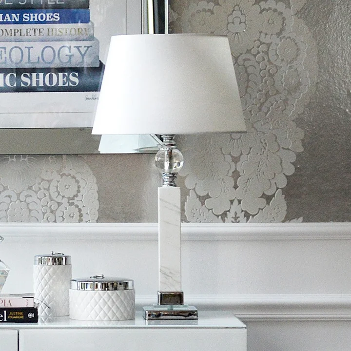 Lampa stołowa glamour