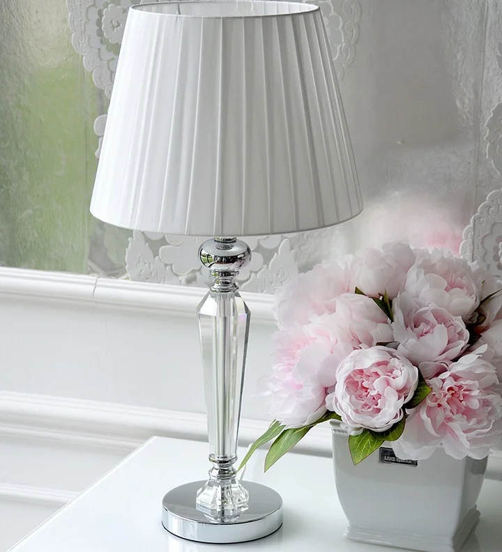 Lampa stołowa glamour