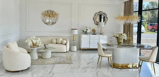 Salon z meblami glamour