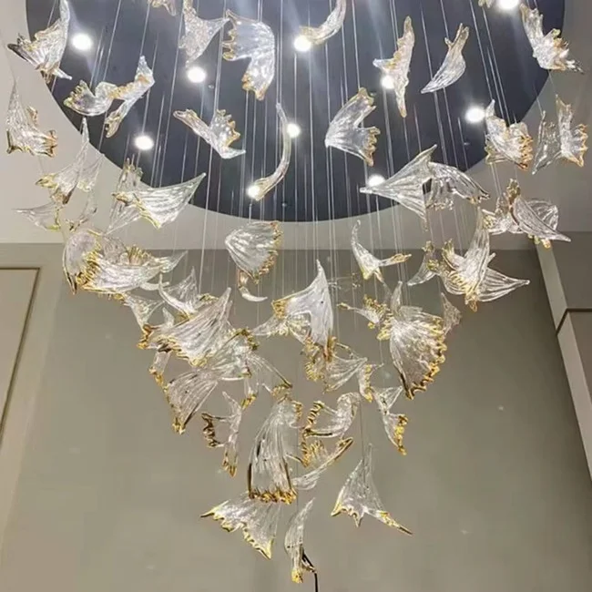Nowoczesna instalacja artystyczna na sufit Leaf Cabbage złoto