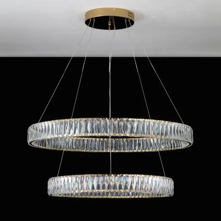 Uwaga na detale w żyrandolu Kryształowym CRYSTAL L od Primavera Home.