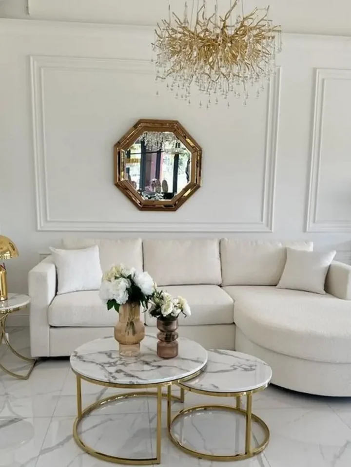 Aksamitny narożnik glamour półokrągły PARIS symbolizujący elegancję i klasę. Meble na zamówienie od Primavera Home.