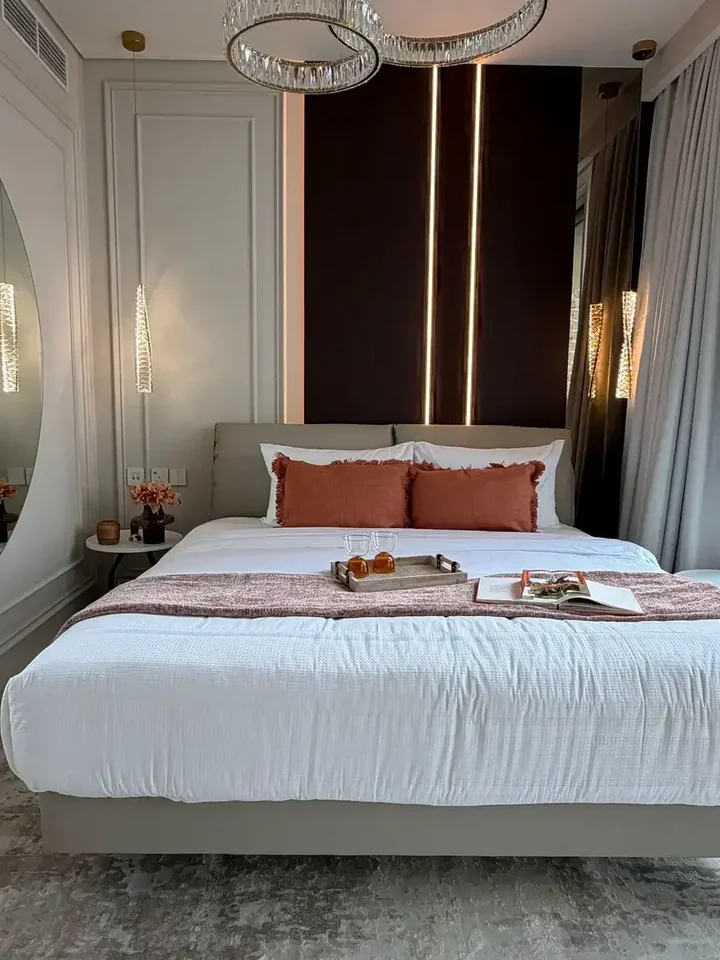 Ukazanie zalet funkcjonalności w praktyce. Nowoczesne meble premium od Primavera Home.