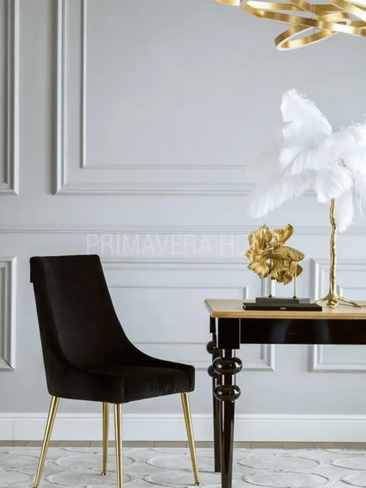 Widok na krzesło w kontekście zdjęcia, które podkreśla jego stylistykę od Primavera Home.