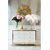 Glamūrinė komoda LORENZO M su plieninėmis kojelėmis, auksinė, balta