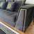 sofa glamour z elementami złota