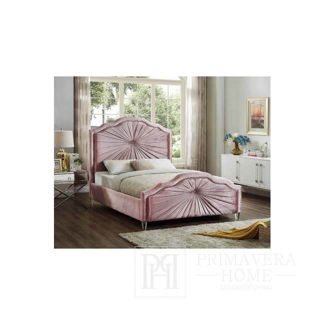Glamour-Bett mit großem Zierknopf und schön gestaltetem Stoff Julia