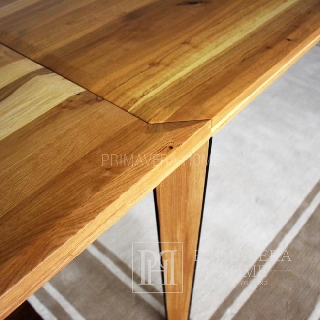 Stół nowoczesny z drewna dębowego Concord czarny elegancki ciemny