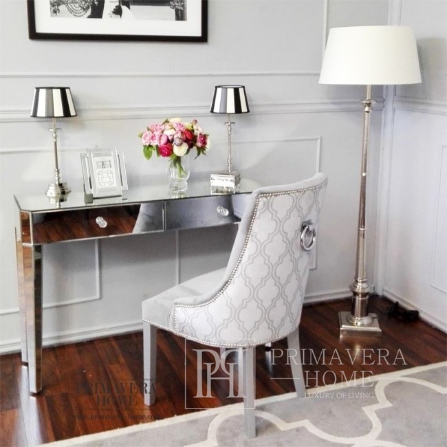 Krzesło glamour tapicerowane szare z kołatką do jadalni z koniczyną LOREN