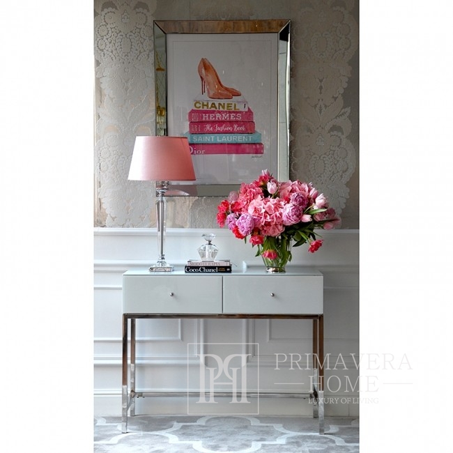 The image in the mirror frame is a modern stylish New York City CHANNEL 5 90x70