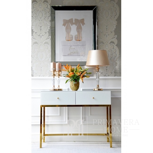 Luxurious New York painting in a mirrored frame - stylish SHOE STYLES