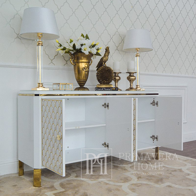 Luxuriöse, moderne Kommode mit Ombré-Glamour im Wohnzimmer von GATSBY OUTLET