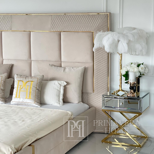 Upholstered velvet bed with square stitching SOHO glamor golden, beige