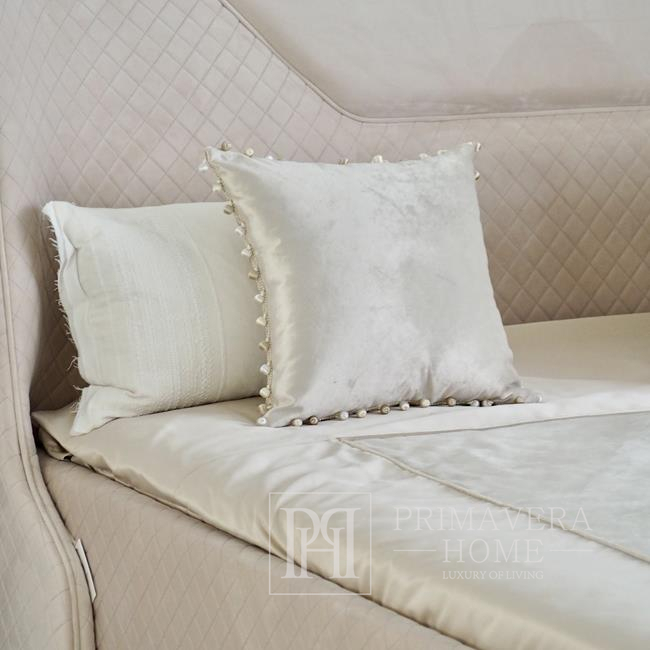 Elegantiška galanterija dekoruota pagalvė svetainės miegamajam 