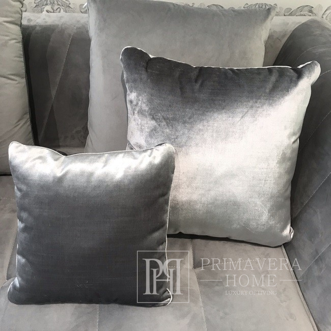 Dekoratyvinė pagalvė 40x40, maža, blizgi, sidabrinė