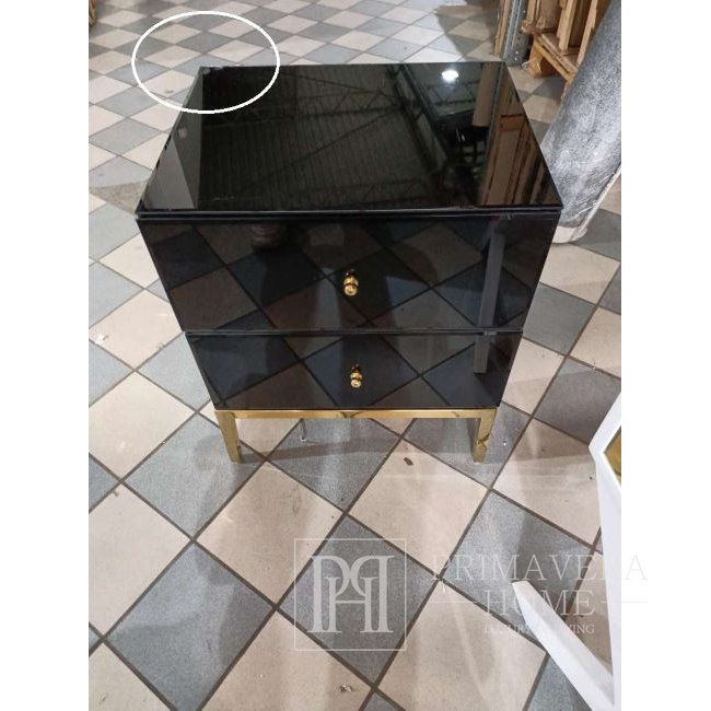 Stiklinis naktinis stalas Franco miegamajam - glamūrinė juoda, auksinė OUTLET