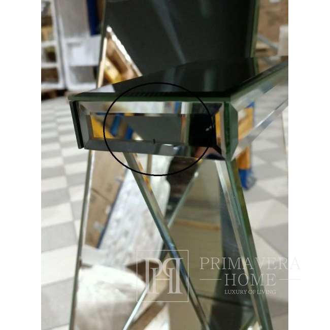 Moderni sidabrinė glamūrinė veidrodinė konsolė LV OUTLET 