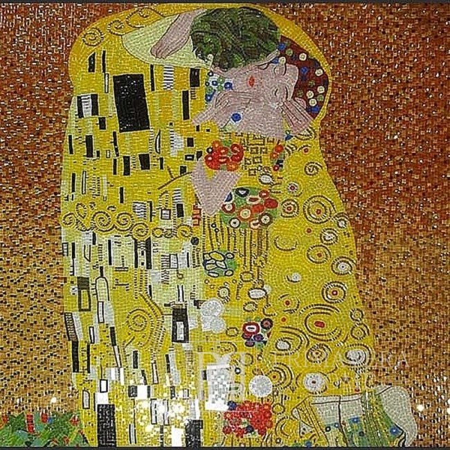Stiklo mozaikos paveikslas „Bučinys“ (Gustavo Klimto paveikslas) 
