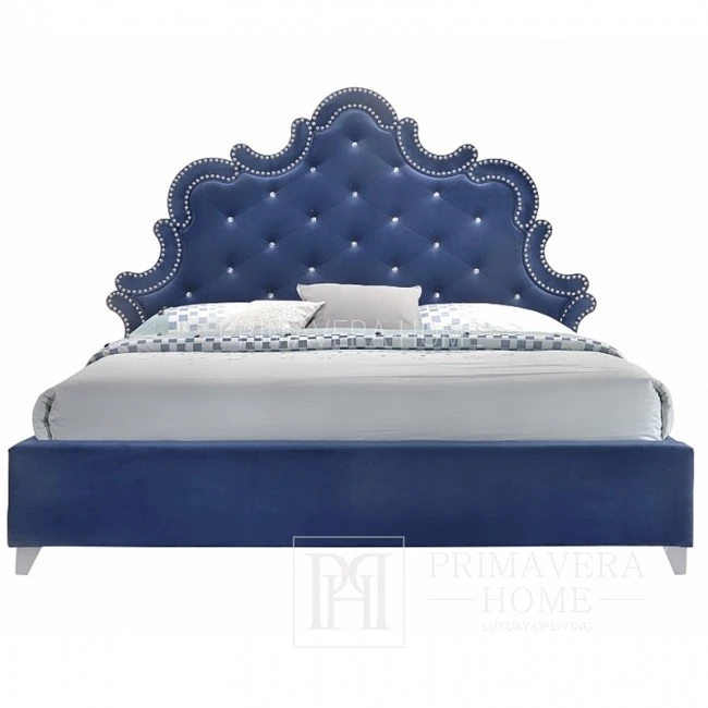 Glamour upholstered bed quilted decorated with Gianna nails